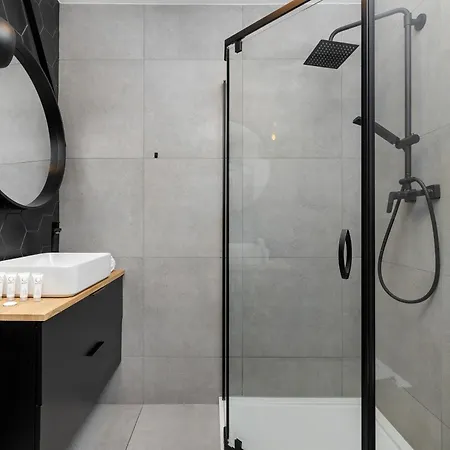 Charming In The Center Of By Renters Appartement