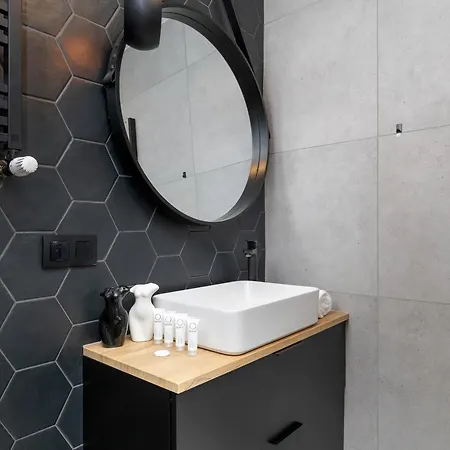 Charming In The Center Of By Renters Appartement