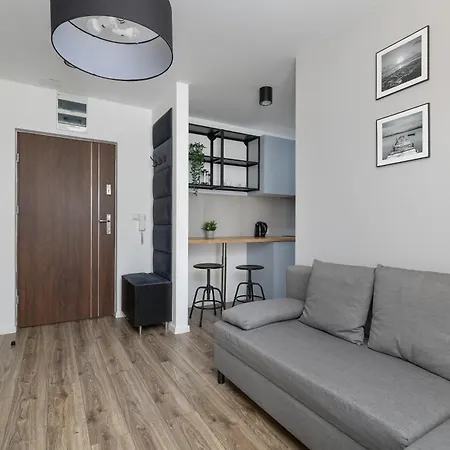 Charming In The Center Of By Renters Appartement *