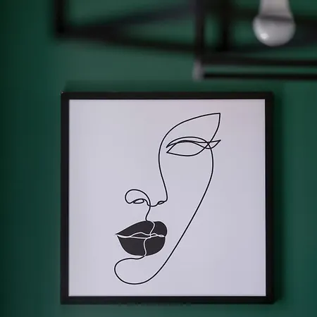 Appartement Charming In The Center Of By Renters *