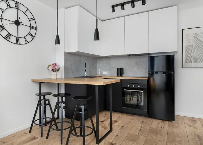 Charming In The Center Of By Renters * קטוביץ