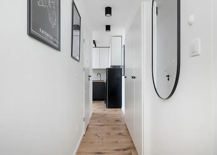 דירה Charming In The Center Of By Renters *