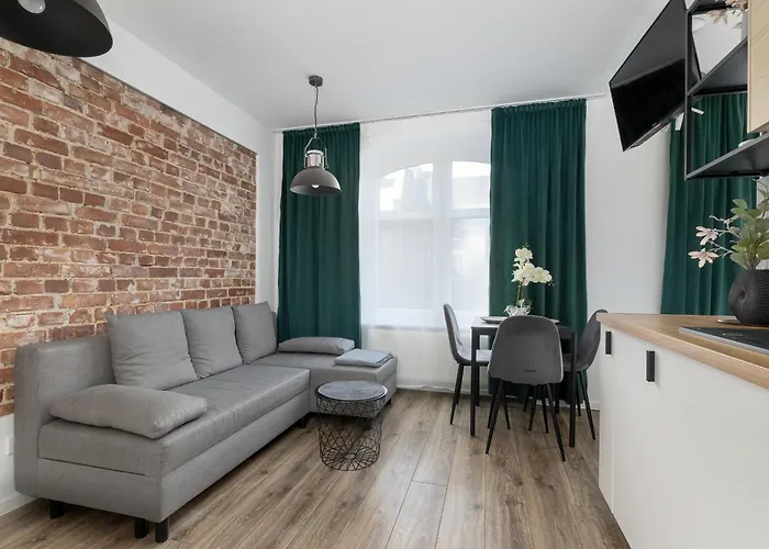 דירה Charming In The Center Of By Renters קטוביץ