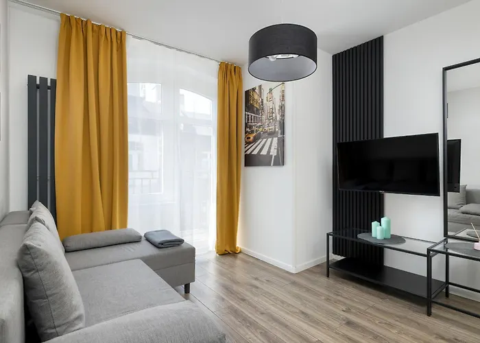 דירה Charming In The Center Of By Renters *