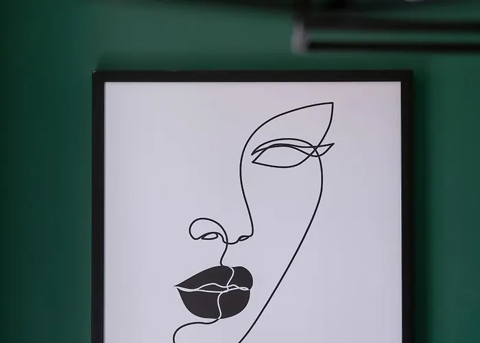 דירה Charming In The Center Of By Renters *